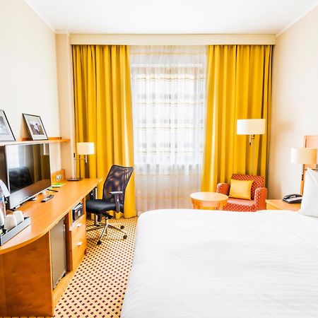 Courtyard By Marriott Pilsen Hotel Ngoại thất bức ảnh